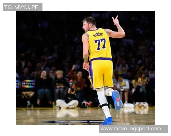 哈克斯盛赞韦尔潜力无限称全队共同鞭策助其成长